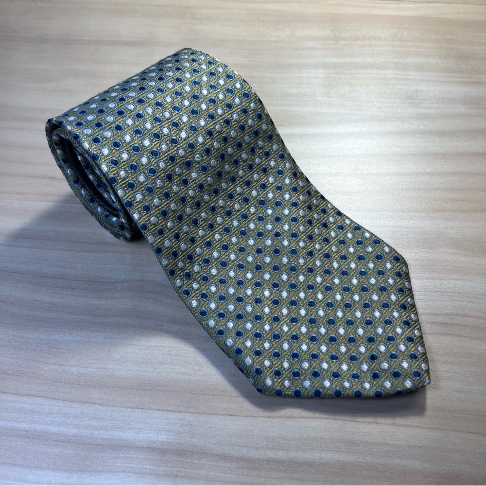 Tommy Hilfiger 100% Silk Tie Green with Dots Necktie 3.75”x58.5”